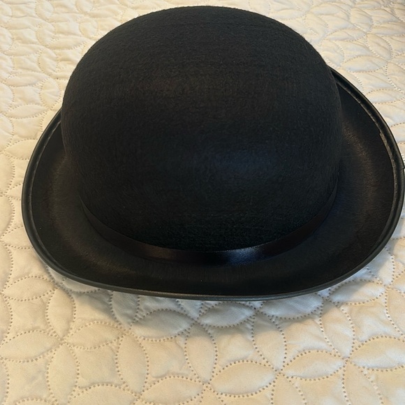 unbranded Accessories - Classic Black Bowler Hat for Women